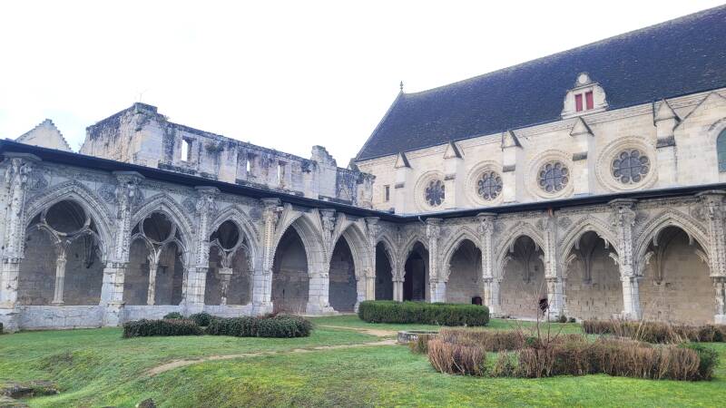 L’abbaye Saint-Jean-des-Vignes