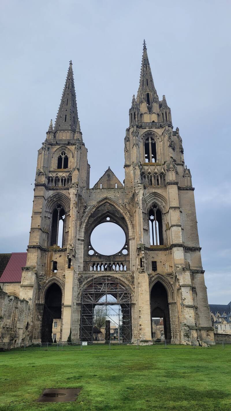 L’abbaye Saint-Jean-des-Vignes
