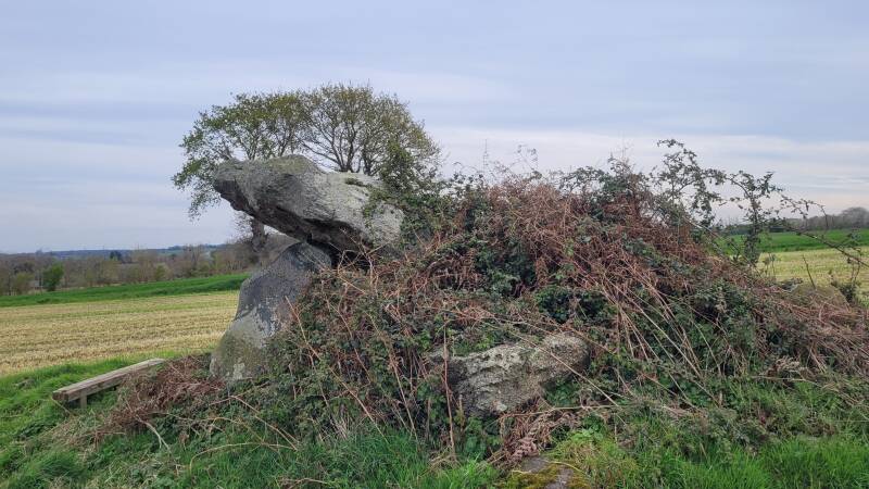 Dolmen de la Ville Tinguy