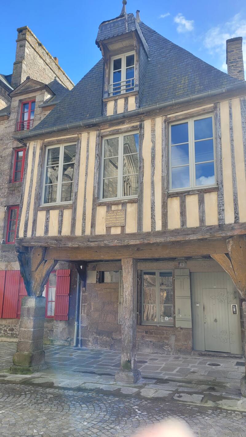 Dinan