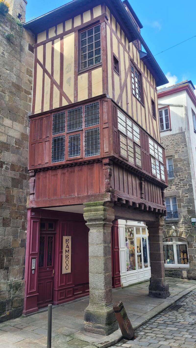 Dinan