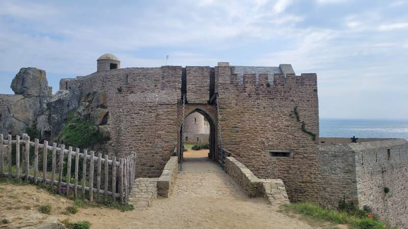 Château de La Roche Goyon ou Fort La Latte