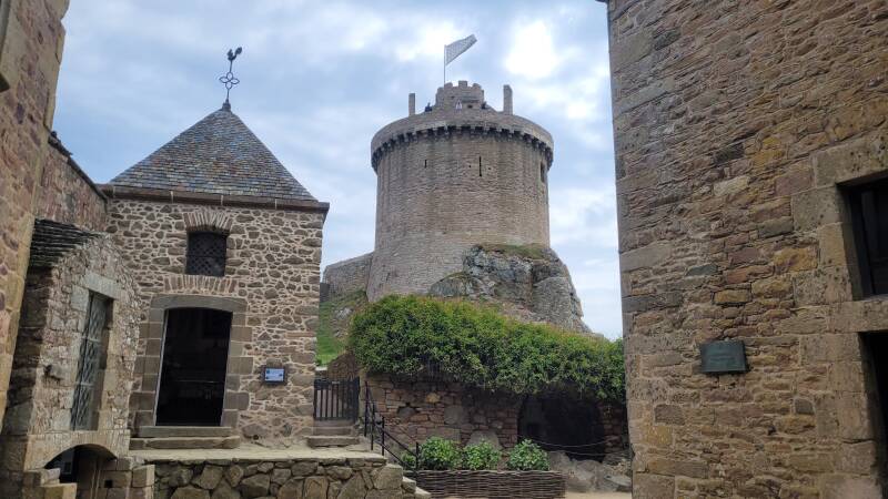 Château de La Roche Goyon ou Fort La Latte