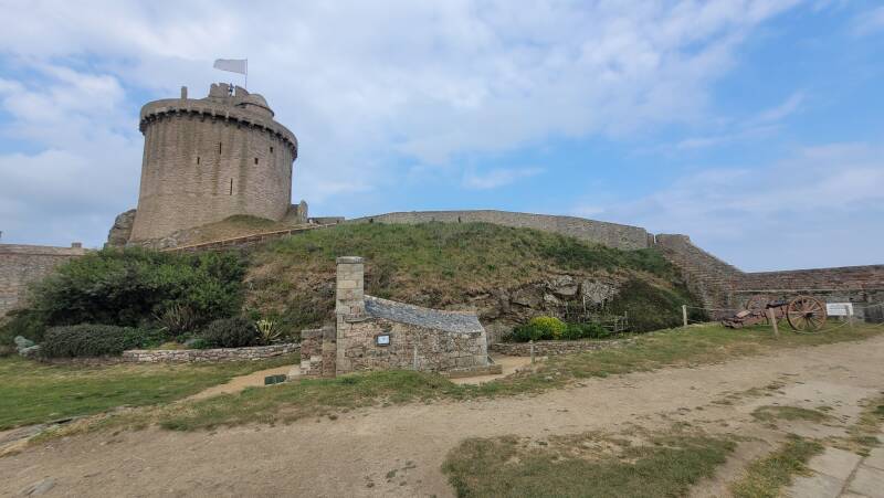Château de La Roche Goyon ou Fort La Latte
