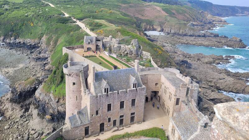 Château de La Roche Goyon ou Fort La Latte