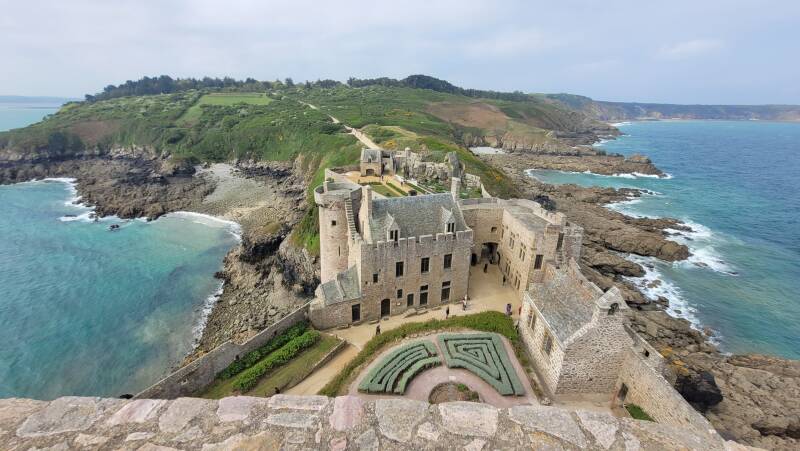Château de La Roche Goyon ou Fort La Latte