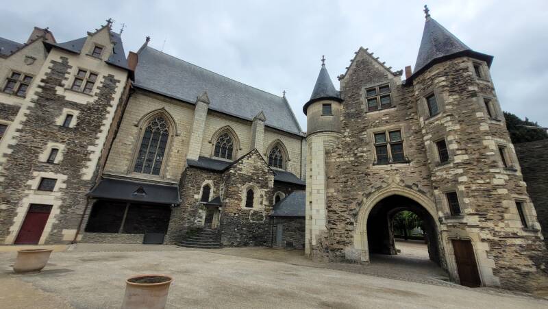 Le château d'Angers