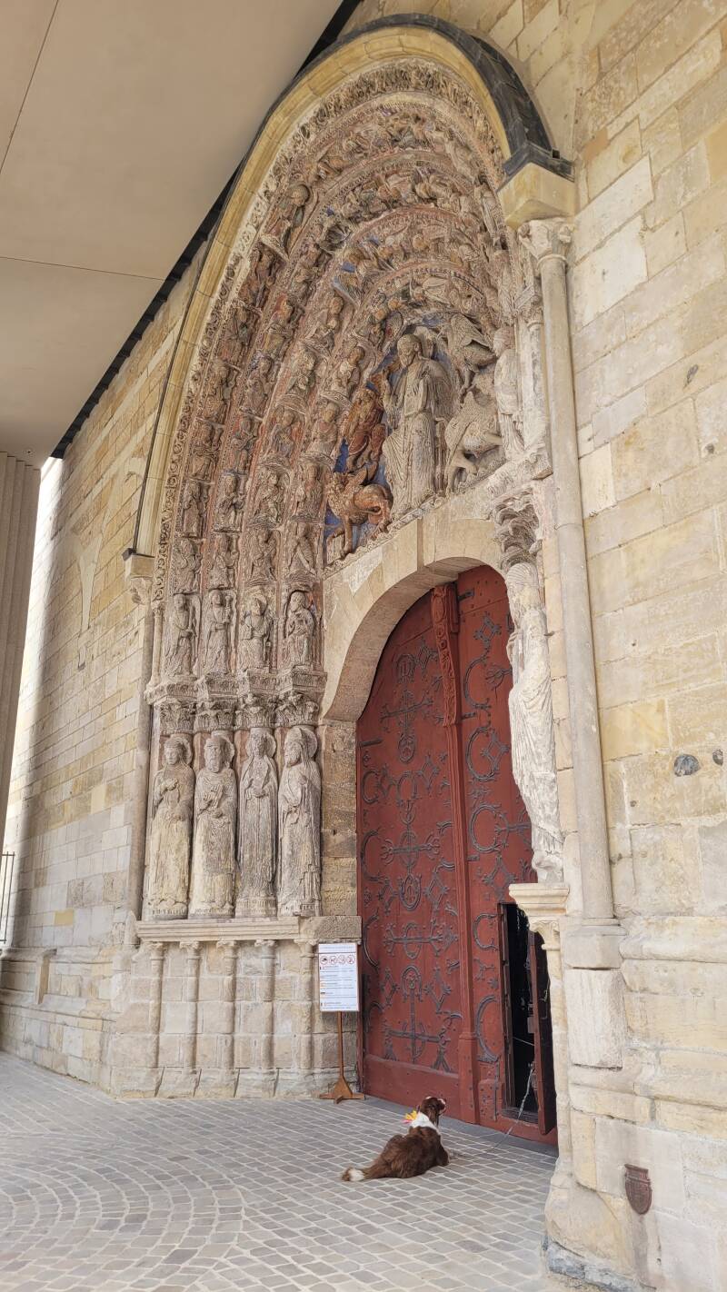 Le portail de la cathédrale d'Angers