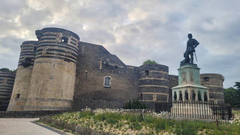 Le château d'Angers