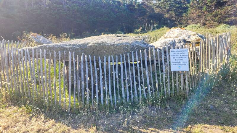 Dolmen La Gournaise ou des Petits Fradets