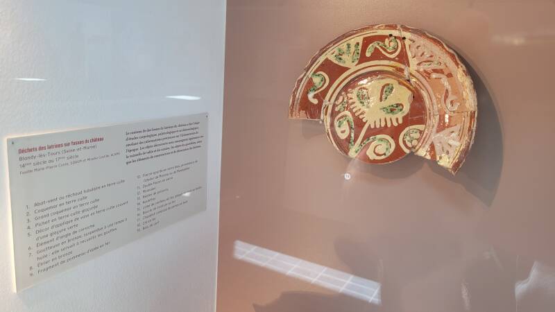 Exposition « Ça en jette ! Quand l’archéologie s’intéresse à nos déchets »