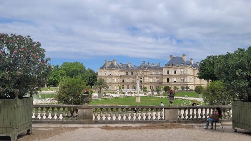 La fontaine Médicis au jardin du Luxembourg