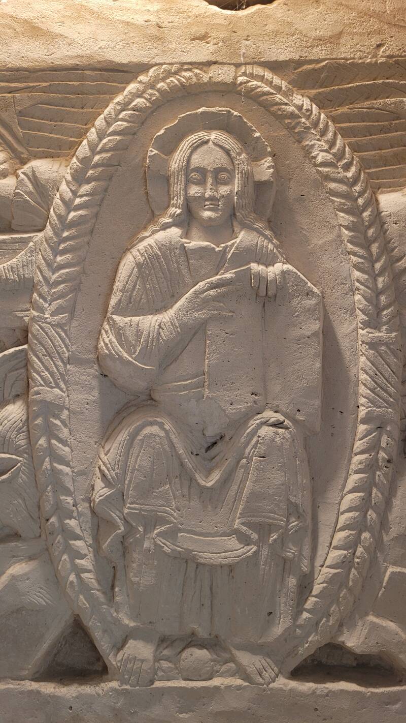  le tombeau de Saint Agilbert 