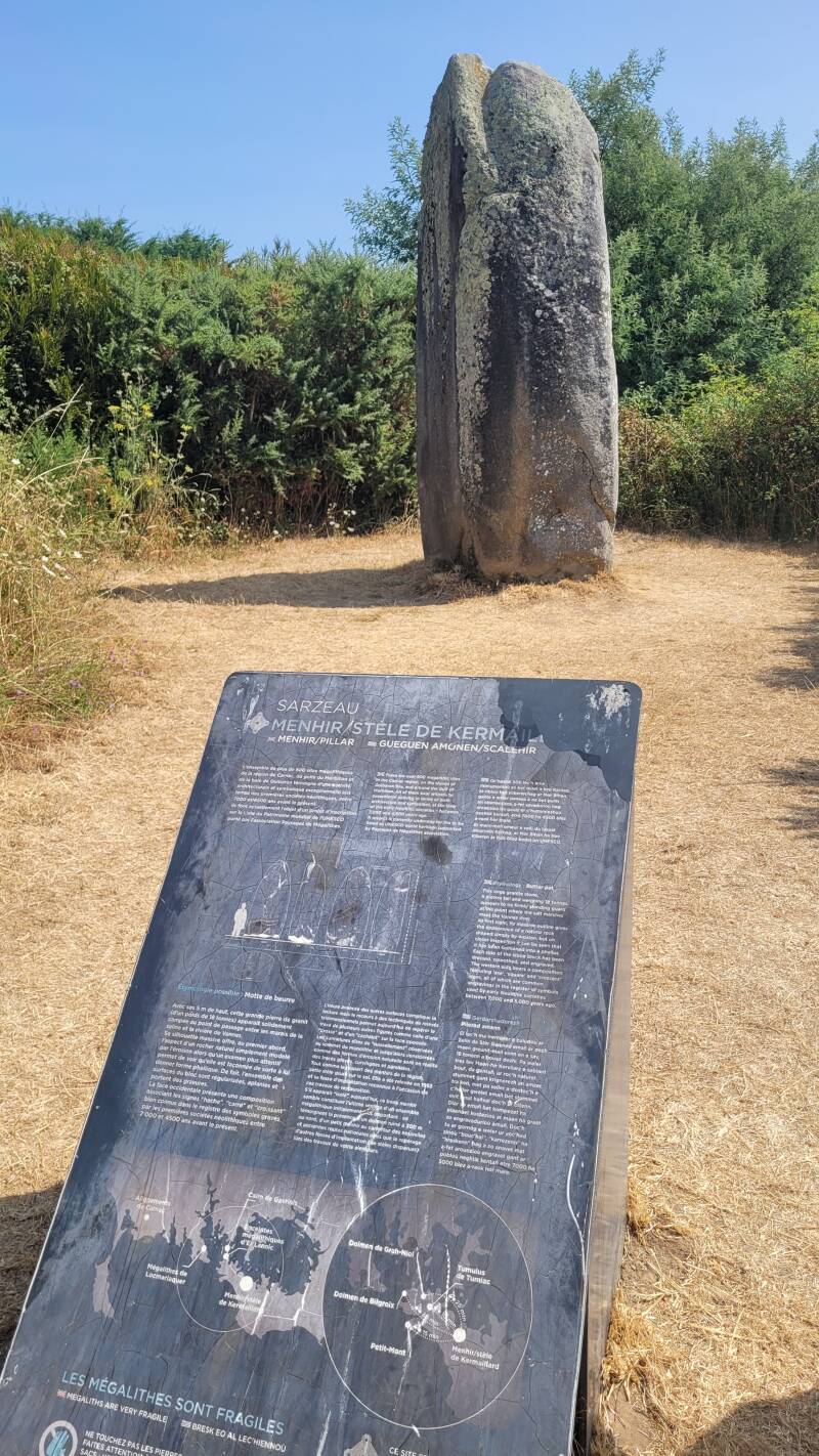 Le menhir de Kermaillard