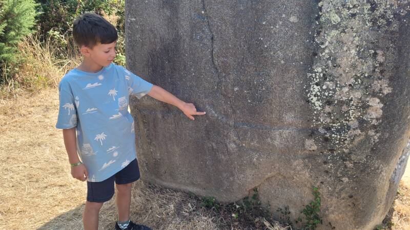 Le menhir de Kermaillard