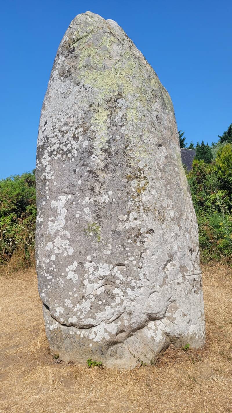 Le menhir de Kermaillard