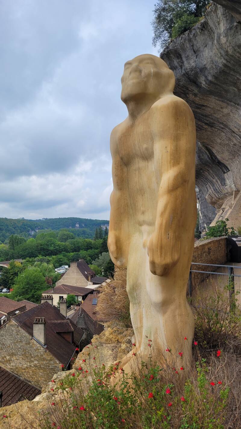 Le château des Eyzies