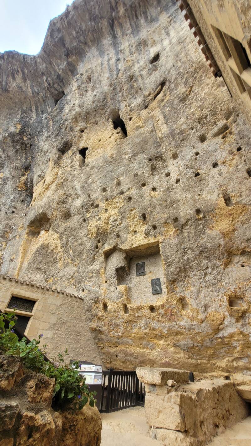 Le château des Eyzies