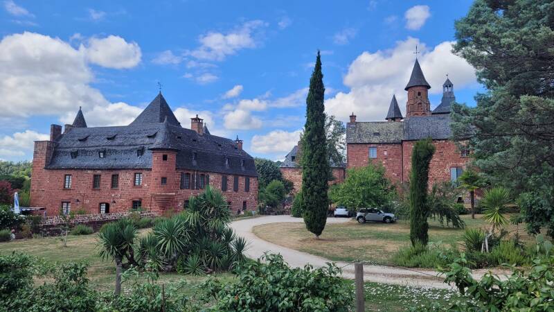 Collonges-la-Rouge
