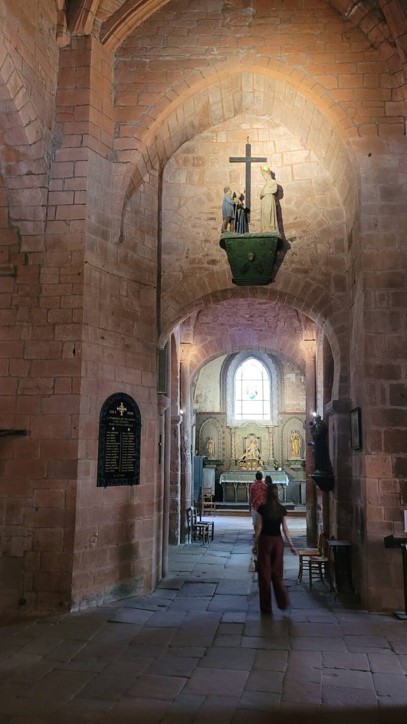 Église Saint-Pierre de Collonges-la-Rouge