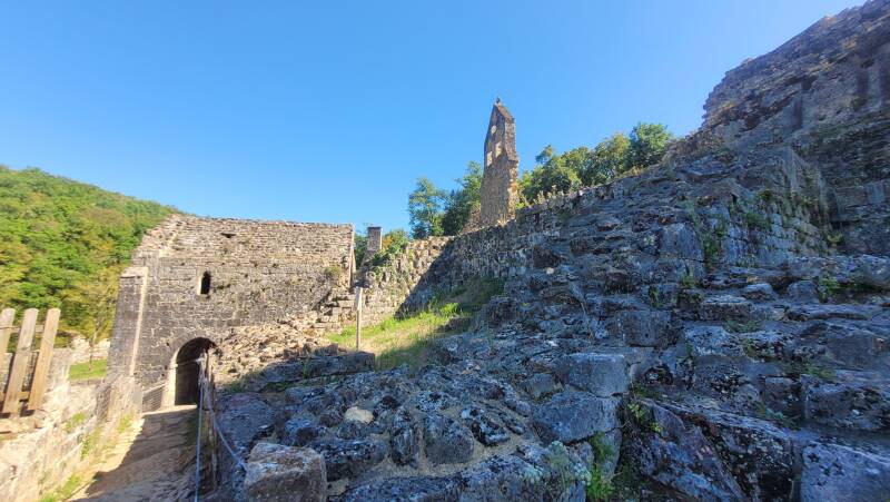 Le château de Commarque