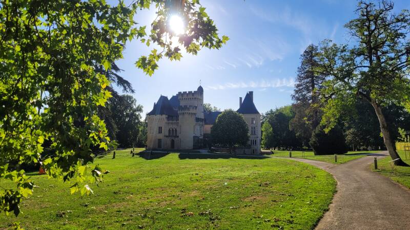Château et domaine départemental de Campagne