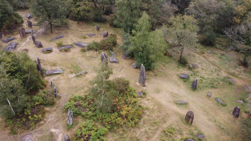 L'alignement des Pierres Droites