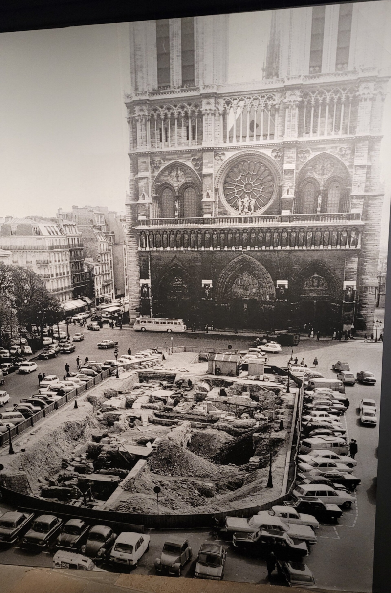 Crypte archéologique de l'île de la Cité