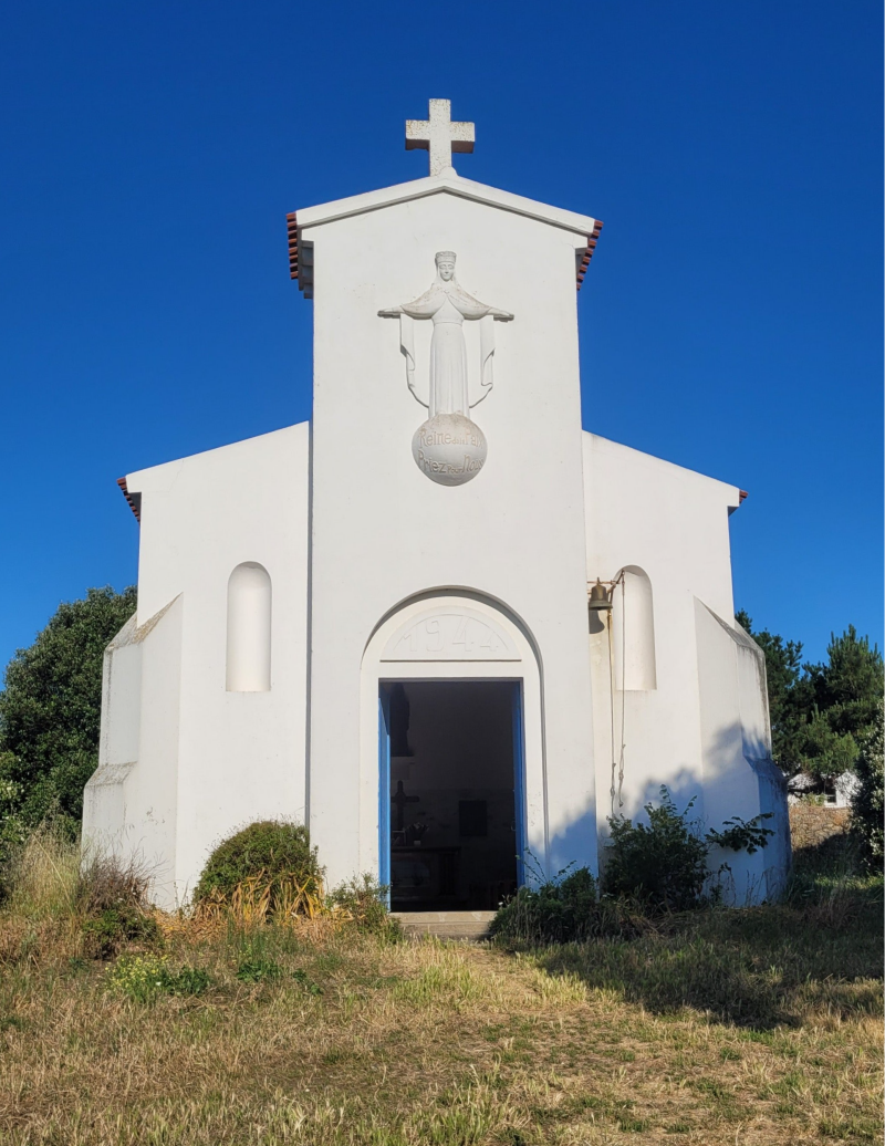Le monastère Saint-Hilaire et la grotte de Saint-Amand