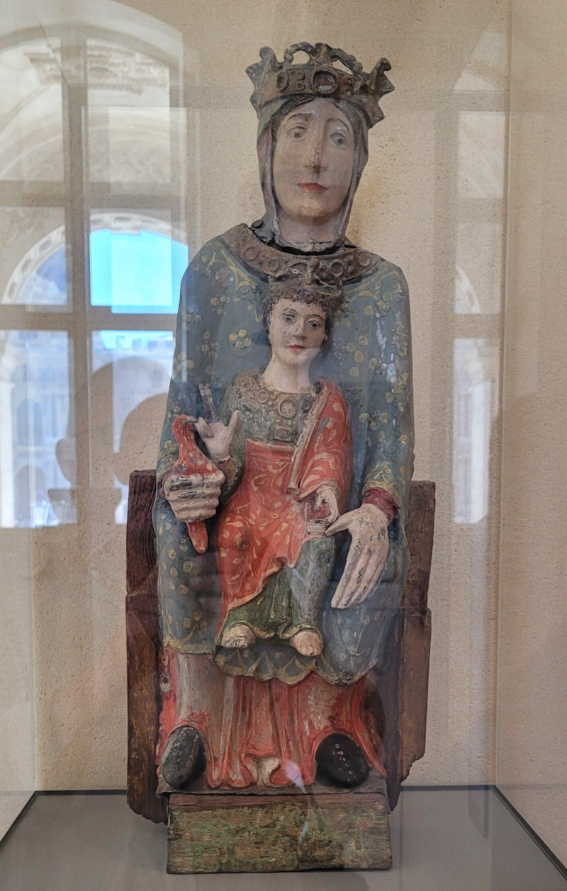 La sculpture médiévale française du musée du Louvre