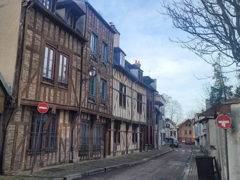 Troyes