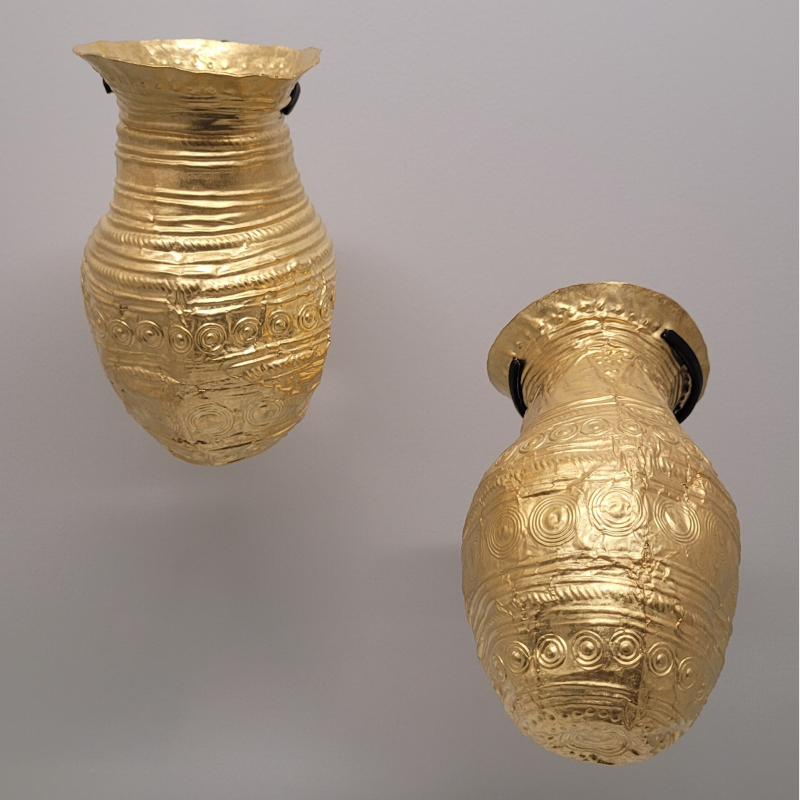 Les deux bouteilles de Villeneuve-Saint-Vistre