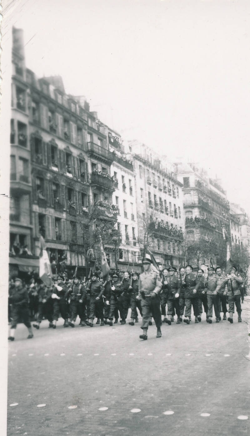 2 avril 1945