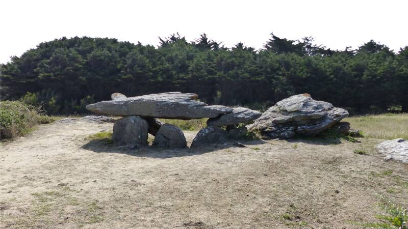 Dolmen La Gournaise ou des Petits Fradets