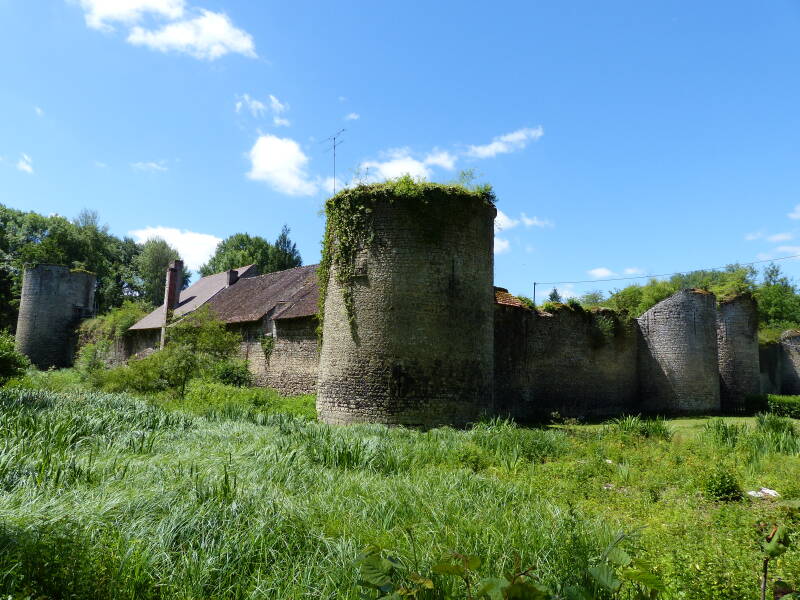 Le château de Mez-le-Maréchal