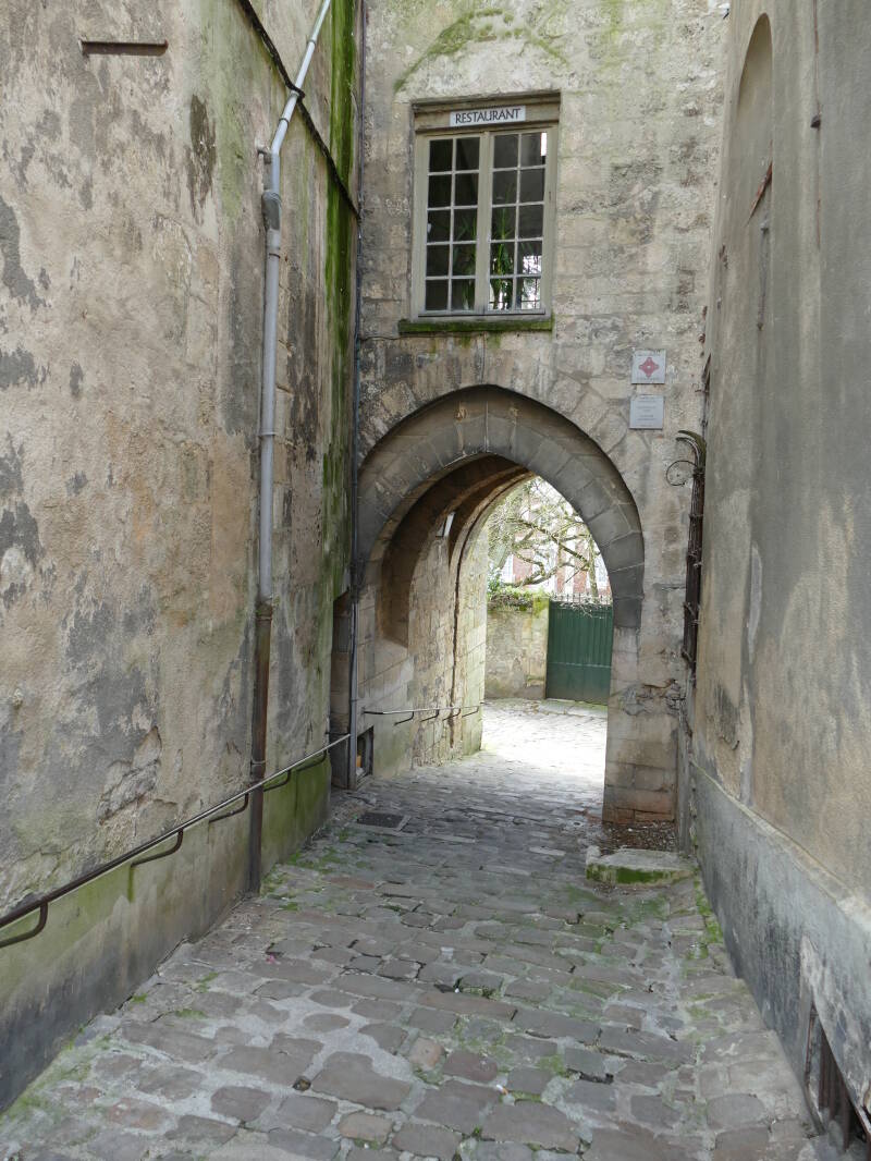 La porte de Chenizelles