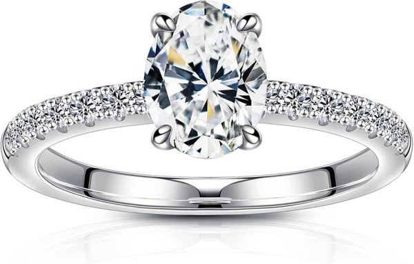 Moissaniet ovaal ring zilver