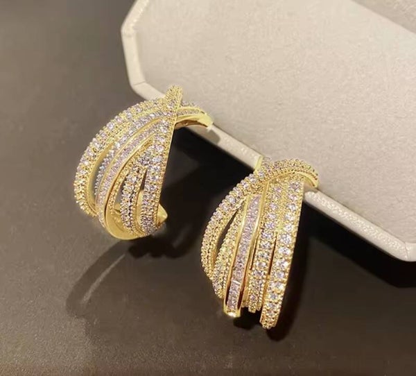 Luxe earrings gold