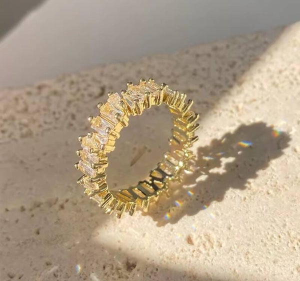 Alae ring gold