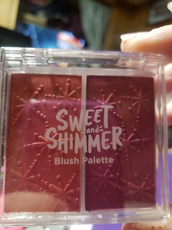Sweet and shimmer blush palette (pink tones)