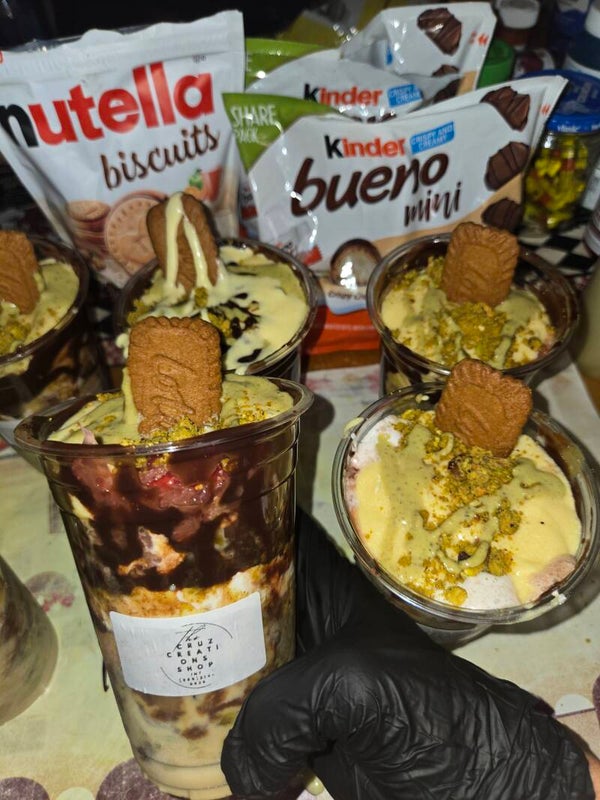 Crema de fresas con pistachio