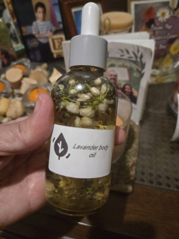 Natural Essential oil Rosemary hair oil Romero body oil Chamomile body oil,  Jasmine body oil Lavander body oil