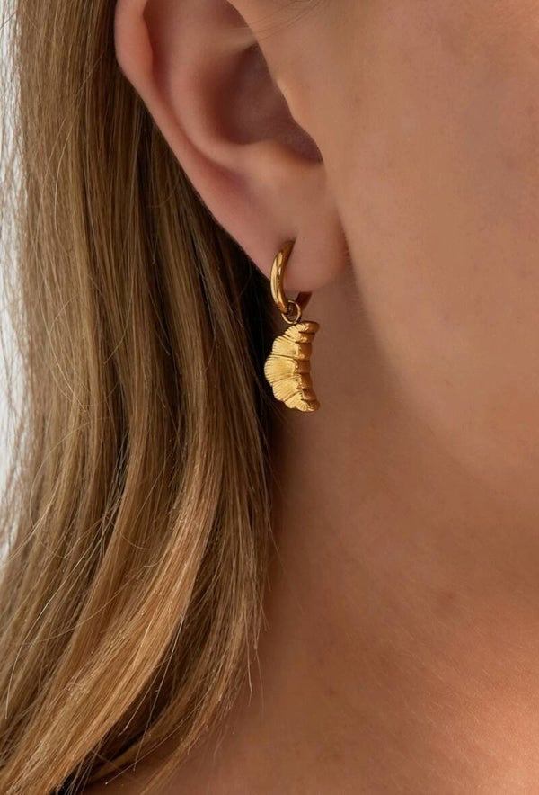 Croissant oorbelletjes