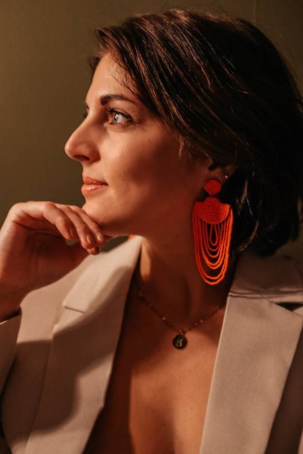 Stand out from the crowd statements