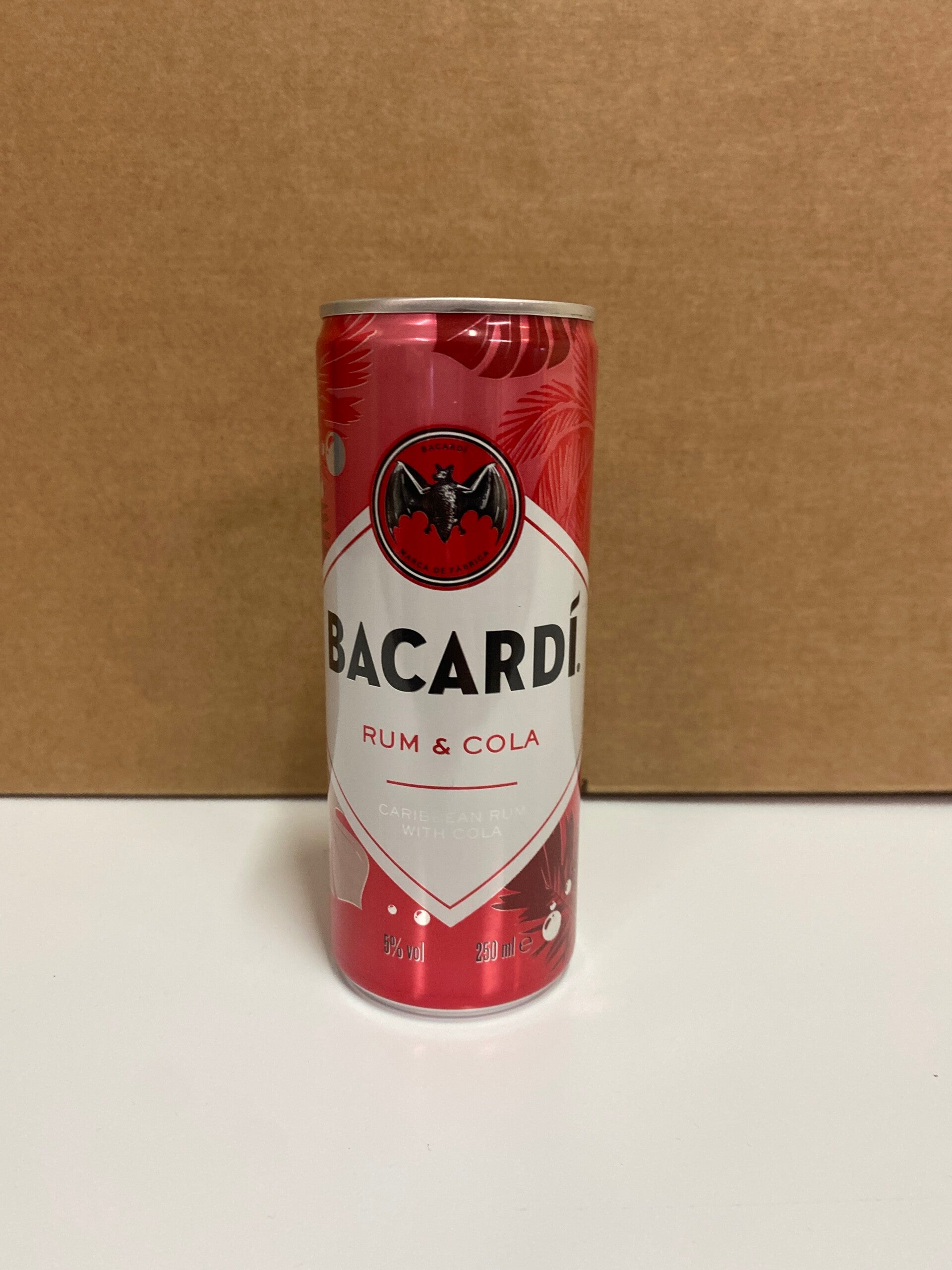 Bacardi rum & cola blikje 250ml // incl statiegeld