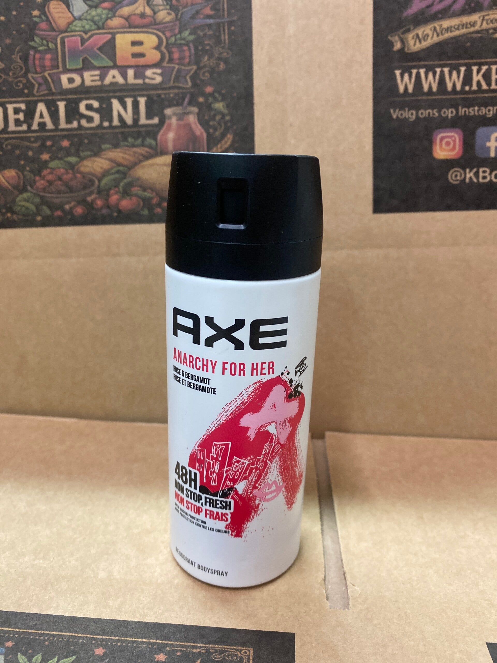 Axe anarchy for her // spuit bus
