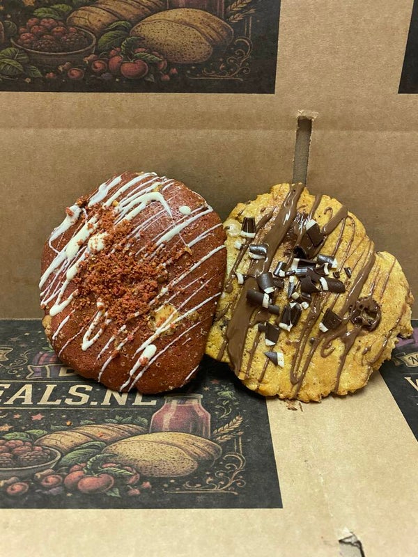 LBXT proteïne chocochip cookie box (redvelvet & kaneel/caramel)