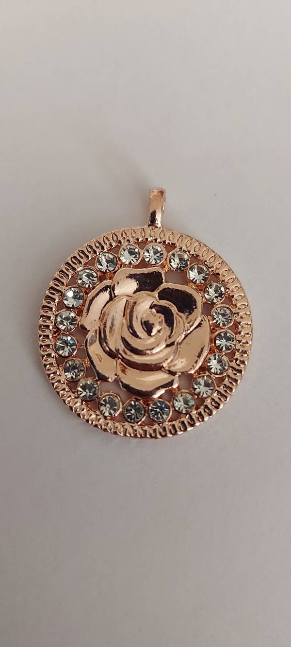 Geluks Amulet met roos