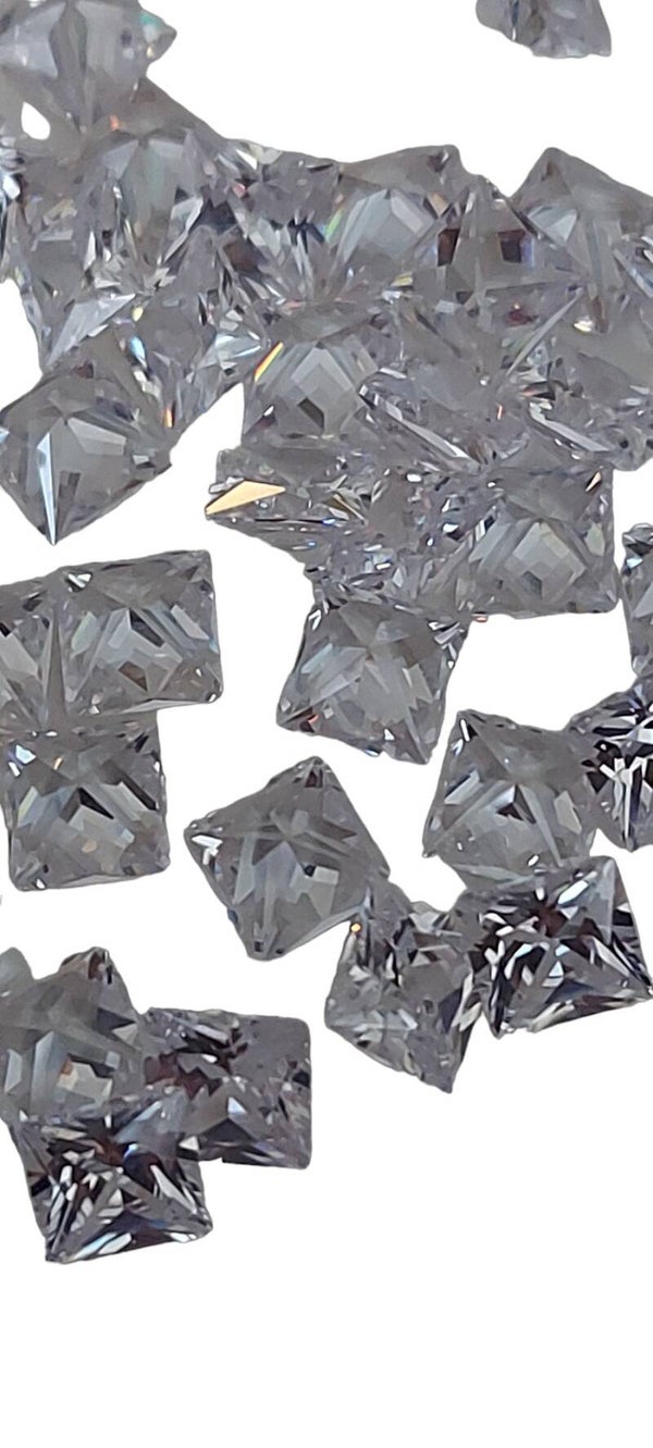 Witte vierkant geslepen zirkonia