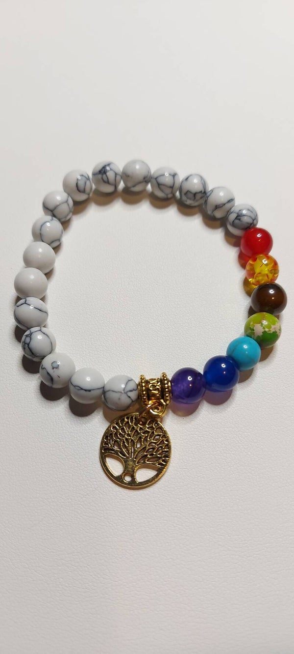 Chakra armband met witte Howliet